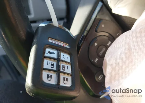 2019 Honda Odyssey Elite z USA, uszkodzony, nr VIN 5FNRL6H98KB093181